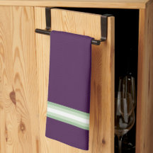 Plommontorrhet med mynta gröntar