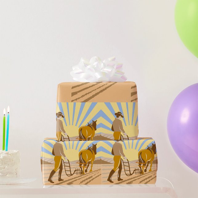 Plowing A Fält Presentpapper (Skapare uppladdad)