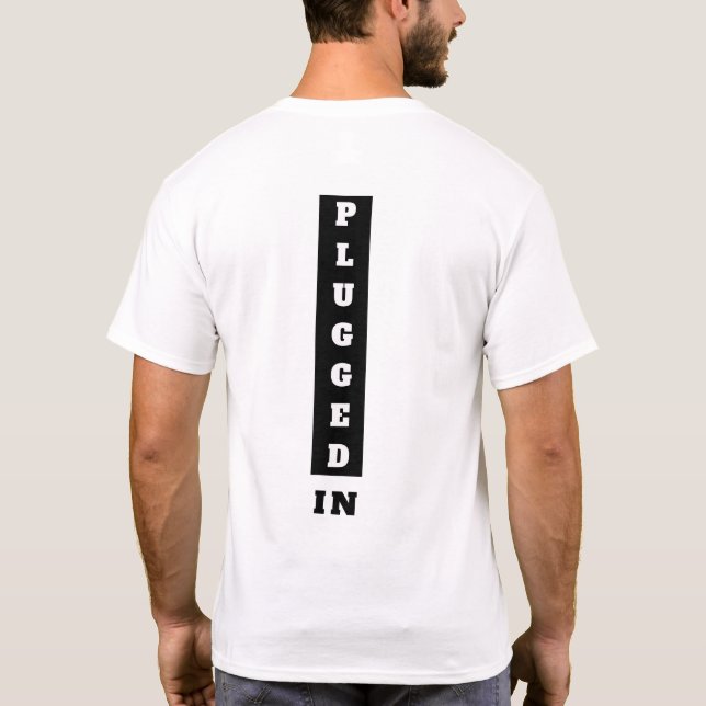 Pluggat i manar grundläggande T-tröja T Shirt (Baksida)