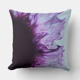 Plum Gorgeous Throw Pillow Kudde