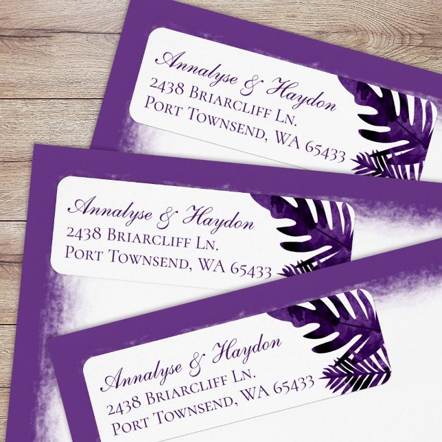 Plum Lila Tropical Löv Bröllop Returadress Returadress Etikett (tropical plum purple, eggplant purple island palm leaves, fern leaf, monstera return address labels)
