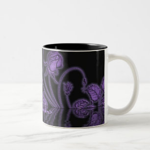 Plum Lila Vines Blommigt Mugg