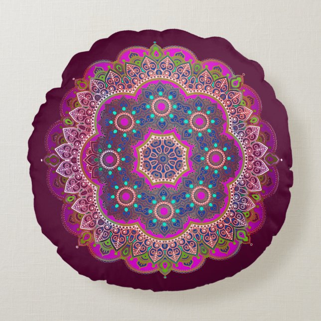 Plum Mandala Round Pillow Rund Kudde (Framsidan)
