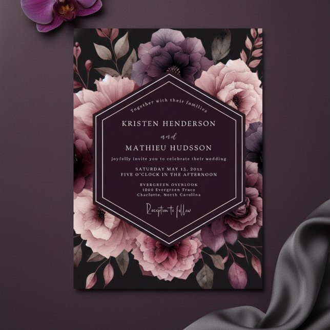 Plum Moody Floral Whimsy Wedding Inbjudningar (Skapare uppladdad)