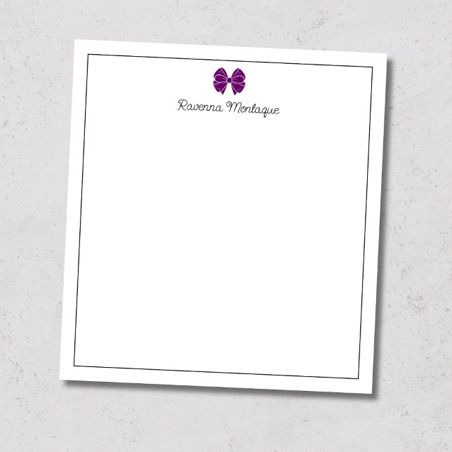 Plum Purpur Bow Border Script Anpassad Namn Skrift Anteckningsblock (Skapare uppladdad)