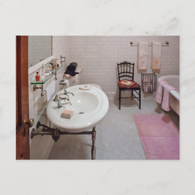 Plumber - badrummet vykort (Framsida)