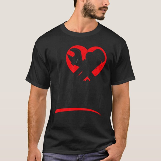 Plumbing Plumber Girlfriend Wife Heart I Love My P T Shirt (Framsida)