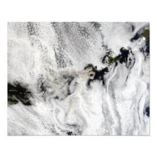 Plume from Okmok Volcano, Aleutian Islands Fototryck