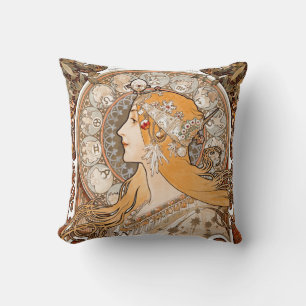 Plume Zodiac Woman av Alphonse Mucha - Art nouveau Kudde