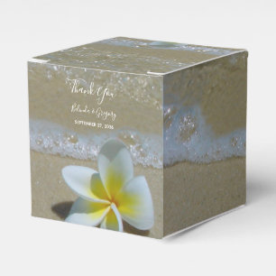 Plumeria Frangipani på Sand Bröllop Presentaskar