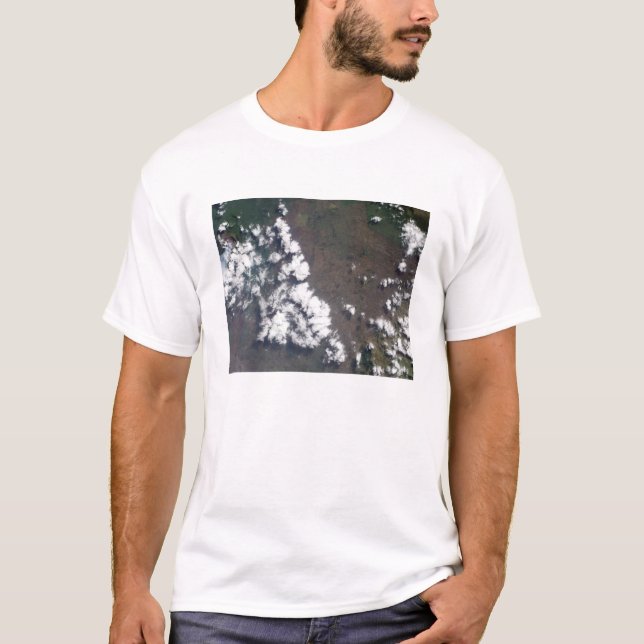 Plumökningar från Nyiragongo Volcano i Demokratisk Tee Shirt (Framsida)