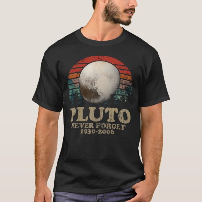 Pluto Aldrig Glöm T Shirt (Framsida)