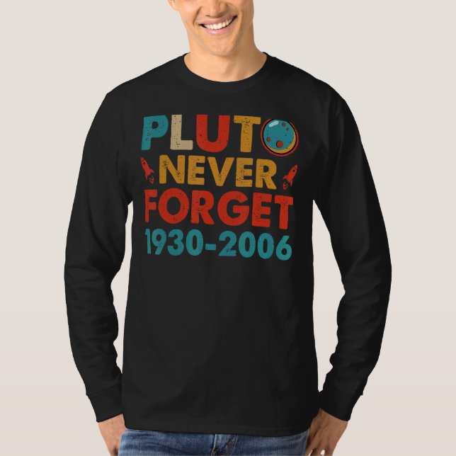 Pluto Aldrig Glöm T Shirt (Framsida)