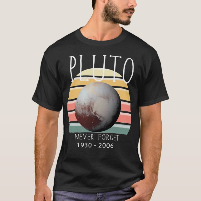 Pluto Aldrig Glöm T Shirt (Framsida)