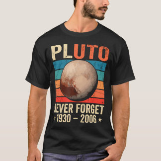 Pluto Glöm Aldrig 1930-2006 Solsystemets Planet T Shirt