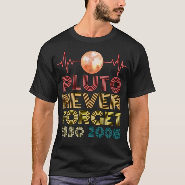 Pluto Glöm aldrig 1930-årsdagen 2006 Mjölk Way T Shirt (Framsida)