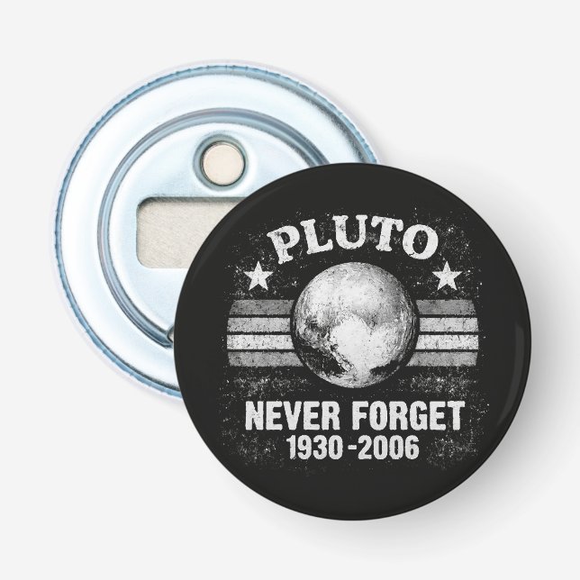 Pluto Glöm Aldrig Flasköppnare (Framsidan)