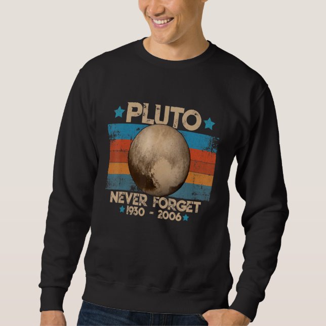 Pluto Never Forget  Retro Space Science 1 Lång Ärmad Tröja (Framsida)