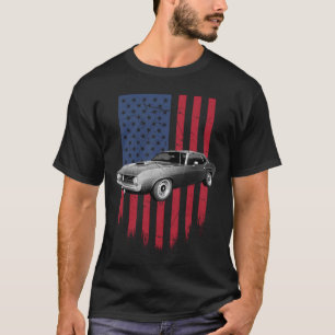 Plymouth Barracuda 1970 american flagga T Shirt
