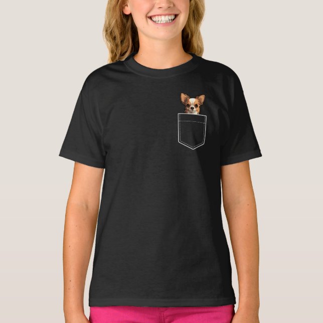 Pocket Chihuahua T Shirt (Framsida)