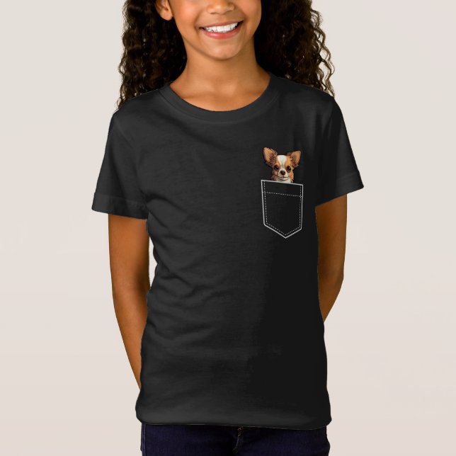 Pocket Chihuahua T Shirt (Framsida)