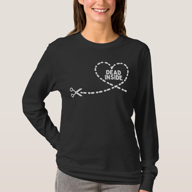 Pocket Dead Inside Heart Anti Valentines day Sjung T Shirt (Framsida)