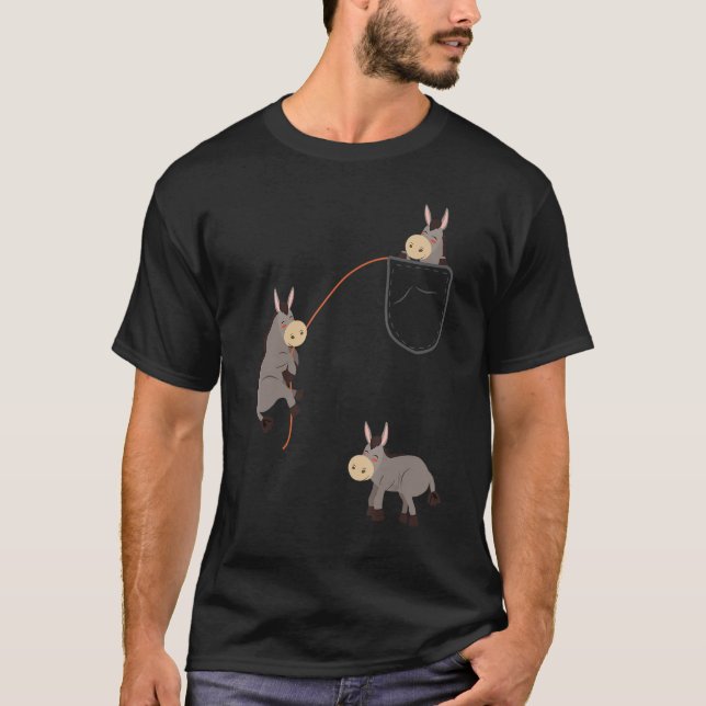 Pocket Donkeys Clothes Outkey T Shirt (Framsida)