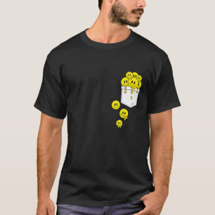 Pocket Gult Smile Ansikte Smälter Happity Graphi T Shirt