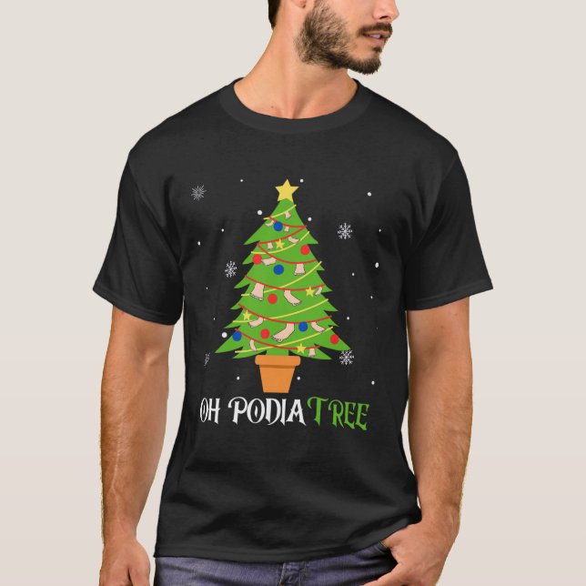 Podiatry Christmas Tree Podiatrist Foot Medical Is T Shirt (Framsida)