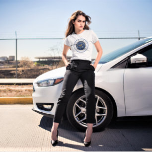 Poetry T-Shirt - Borttappad i Quatrain av Adiela A