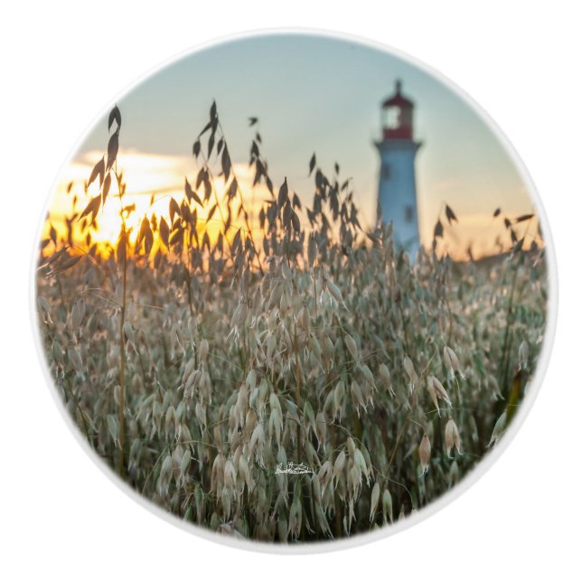 poignée de porte, photo d'une phare dans un champs knopp (Framsidan)