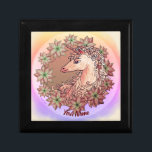 Poinsettia Unicorn Minnesask<br><div class="desc">Poinsettia Unicorn-presentboxen av ArtMuvz Illustration. Matchande Unicorn t-shirt, fantasykläder och presenter. Ge din gåva till Unicorn älskare i alla åldrar ett magiskt drag! Den djärva utformningen har en enhörning som är magisk, nycker och fullt av roligt.När man väljer en enhörngåva är det viktigt att ta hänsyn till mottagarens ålder och...</div>
