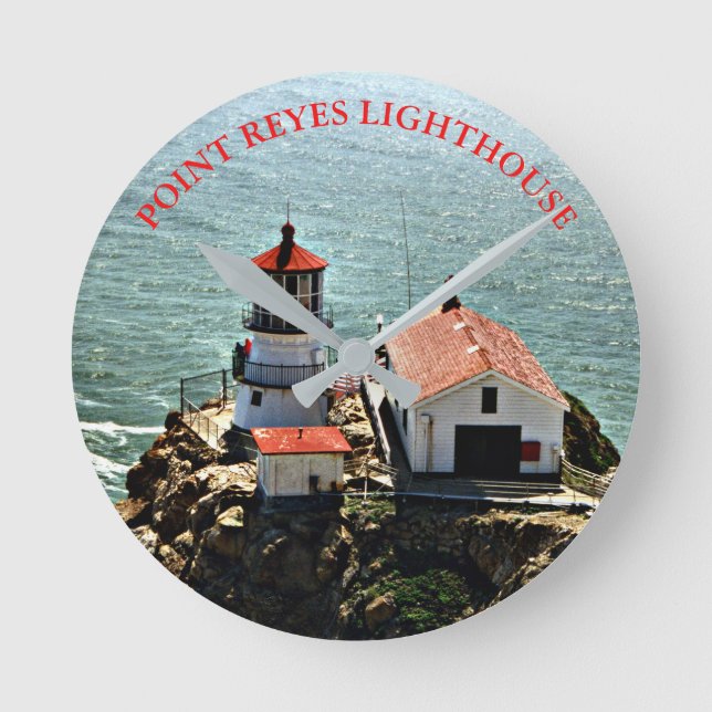 Point Reyes Lighthouse, California Wall Clock Rund Klocka (Framsida)