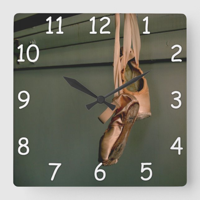 Pointe Shoe Wall Clock Fyrkantig Klocka (Framsida)