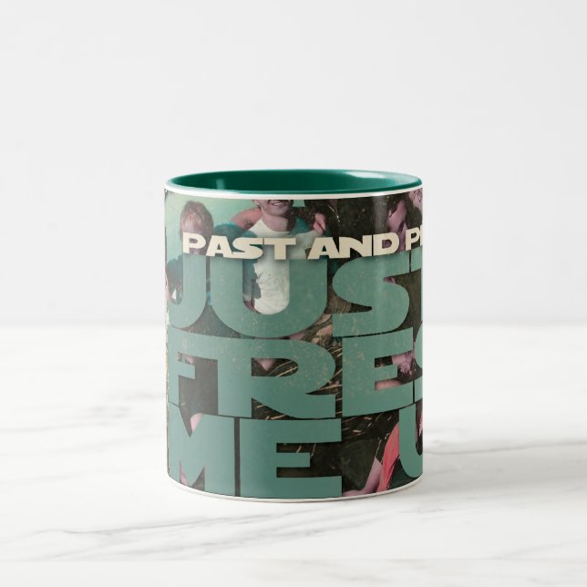 Pointless konsert 2009 Två-Tonad mugg (Center)