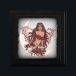 Poison Fairy Minnesask<br><div class="desc">Pälsgåva från ArtMuvz Illustration. Goth Fairy t-shirt, tote bag, hat, mugg. Magic Fairy christmas-gåvor, älvor t-shirt, irländska Fe-gåvor och mejerikläder. Släpp ut din inre älv med en vimisk design av en mejerie, så att du kan vända huvudet. Det är också en underbar gåva till vilket fairy älskare som helst i...</div>