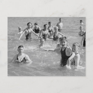 Pojkar i kornigt vykort. 1920-talets foto vykort