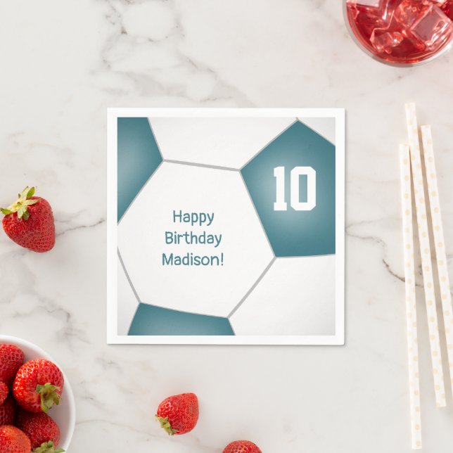 Pojkar med enkel fotboll pappersservett (Insitu)