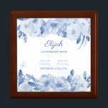 Pojke Birkeland Stats Blue Blommigt Keepy Minnesask<br><div class="desc">En liten nyckelbox för en pojke. blommigtens design har blommor med vattenfärg i blå nyanser. Mallen är utformad så att du kan lägga till babyen namn och födelsestatus, inklusive födelsetid och födelsedatum, vikt och längd. Du kan också lägga till en egen anpassningsbar (till exempel älskad utanför ord). Bläddra i butiken...</div>