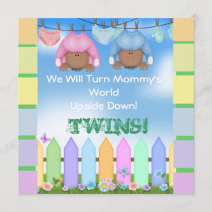POJKE & FLICKA FÖR BABY SHOWERAFRIKANSK AMERIKAN INBJUDNINGAR