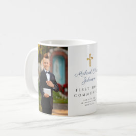 Pojke Första Kommunion Religiöst Kors Foto Kaffemugg