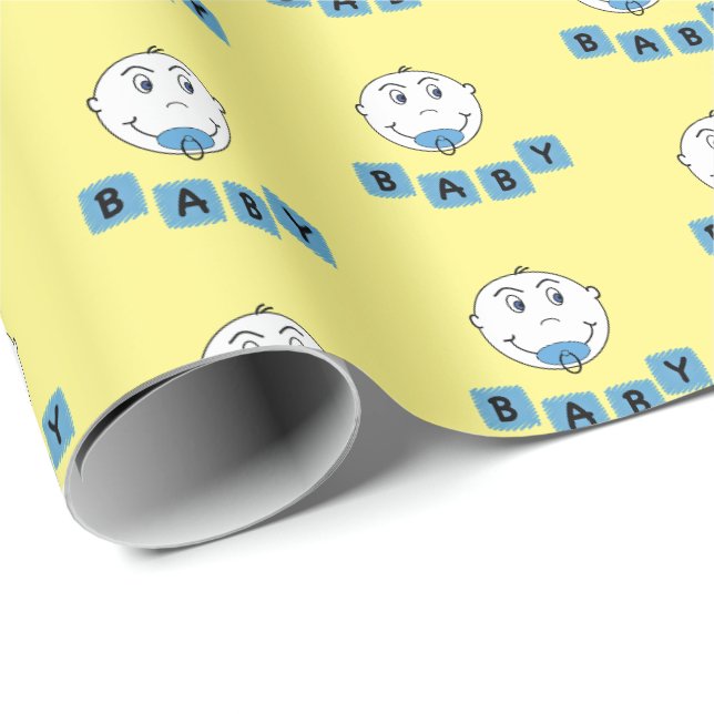 Pojke med Binky Smirk Ansikte på Gulten Presentpapper (Rullad Hörn)