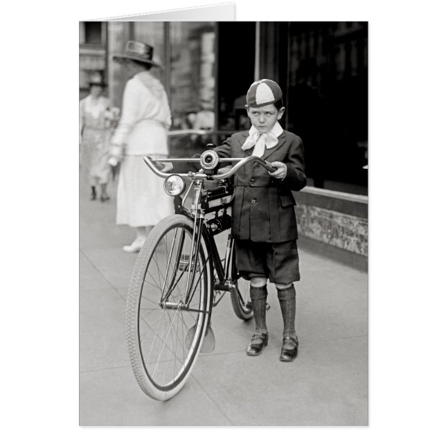 Pojke med cykel, 1922 hälsningskort (Framsidan)