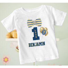 Pojke Namn - en Kärlek Bow Tie Blue T Shirt
