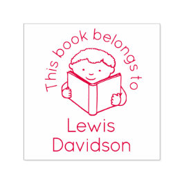 Pojke som läser bok namn ungbarn bibliotek frimärk självfärgande stämpel