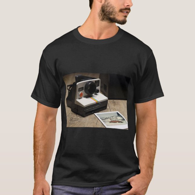 Polaroid Camera Retro Stil Tee (Framsida)