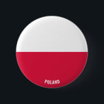 Polen Flagga Charming Patriotic Knapp<br><div class="desc">Polens Flagga Charming Patriotic Button med den polska flagga tryckt över hela knappen. Land namn är delvis integrerat i utformningen på grund. Anpassadet Text är fullt ut med funktionen "Anpassa den!". Denna vackra polsknapp är snyggtens gåva till alla tillfälle. © 2022 LänderAvVärlden</div>