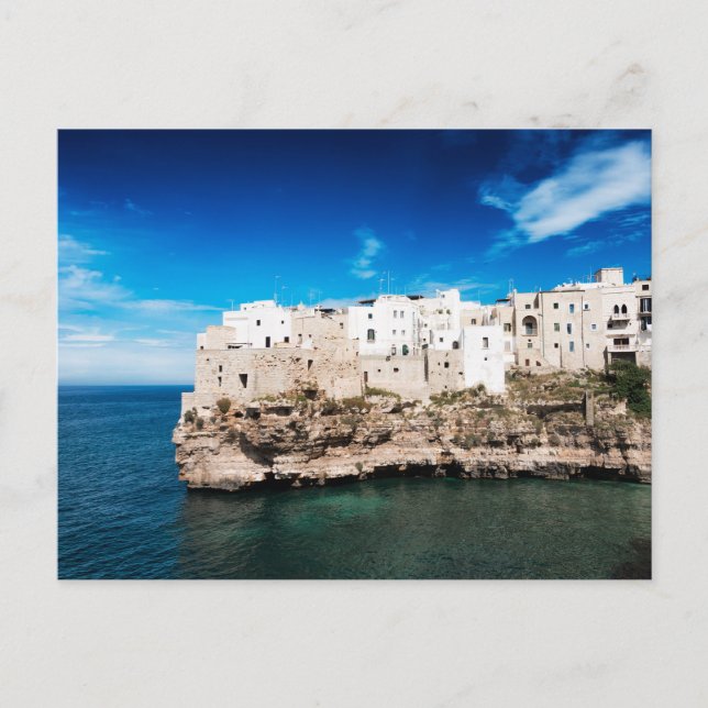 Polignano a Mare-hus på en klippa i Apulien Vykort (Framsida)