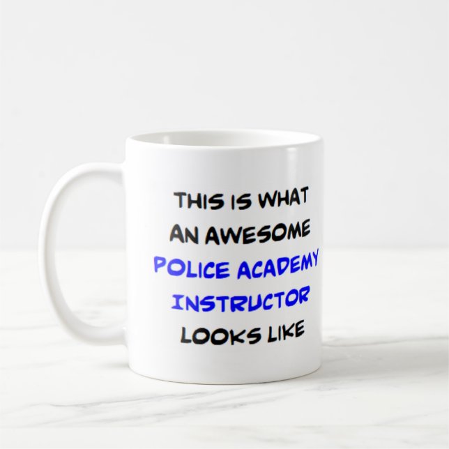 Polisakademins instruktör i fantastisk kaffemugg (Vänster)