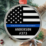 Polisens Personlig Thin Blue Line Tillsatta lagar Julgransprydnad Metall<br><div class="desc">Tunt blåradspolis jul - Amerikansk flagga i Flagga, modern svart och blå design. Anpassa till din avdelning namn och anpassa dig med poliser namn och bricknummer. Tillsatta lagar är i personlig en perfekt för polismyndigheter och tillsatta lagar-officerare, stuffare och julklappar till era poliser. Beställ dessa polisens prydnadsföremål i stora partier...</div>